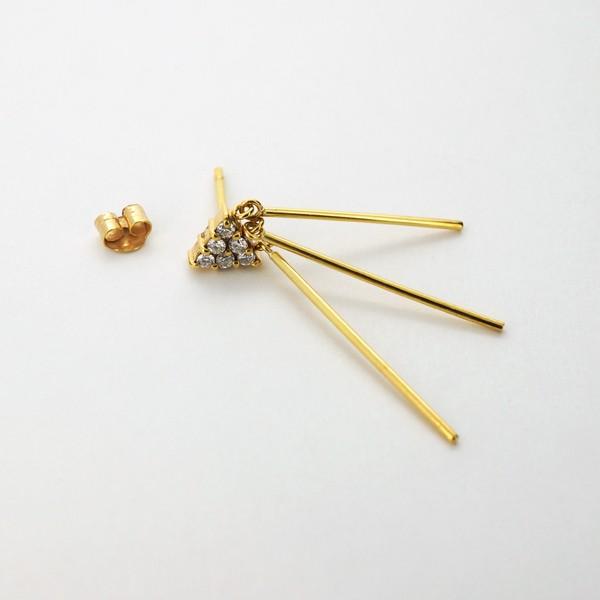 K18 イエローゴールド ダイヤモンド スタッドピアス(2.8 g) 日本製